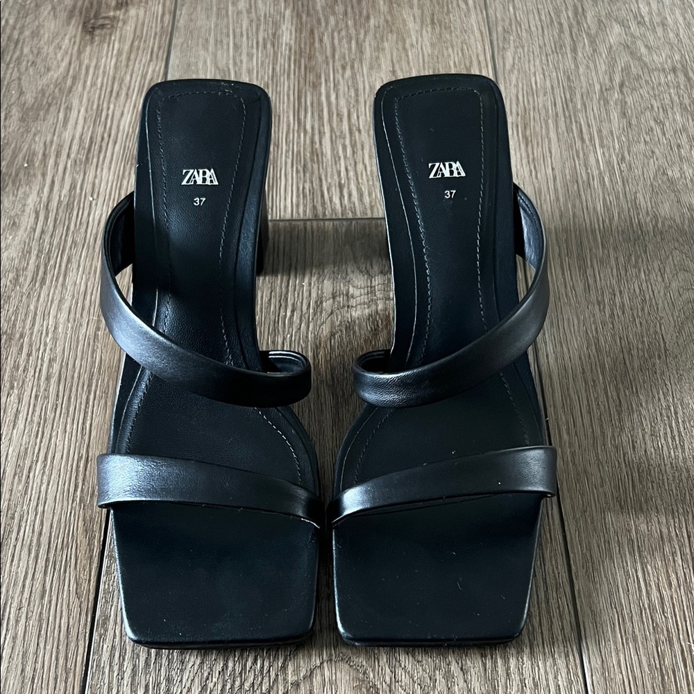 Zara Women's Black Strappy Heels